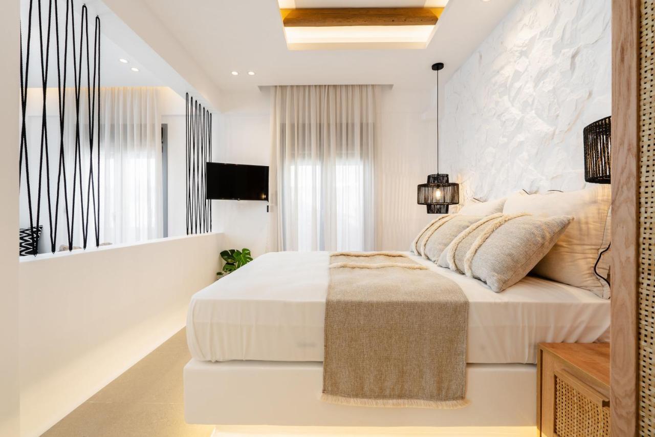Elvirtus Suites Naxos City Exterior photo